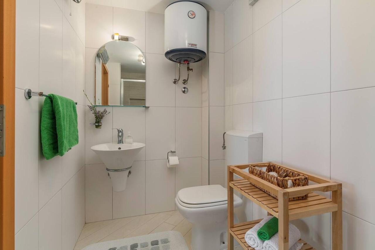 E&T Apartments With A Beautiful Pool Rabac Ngoại thất bức ảnh
